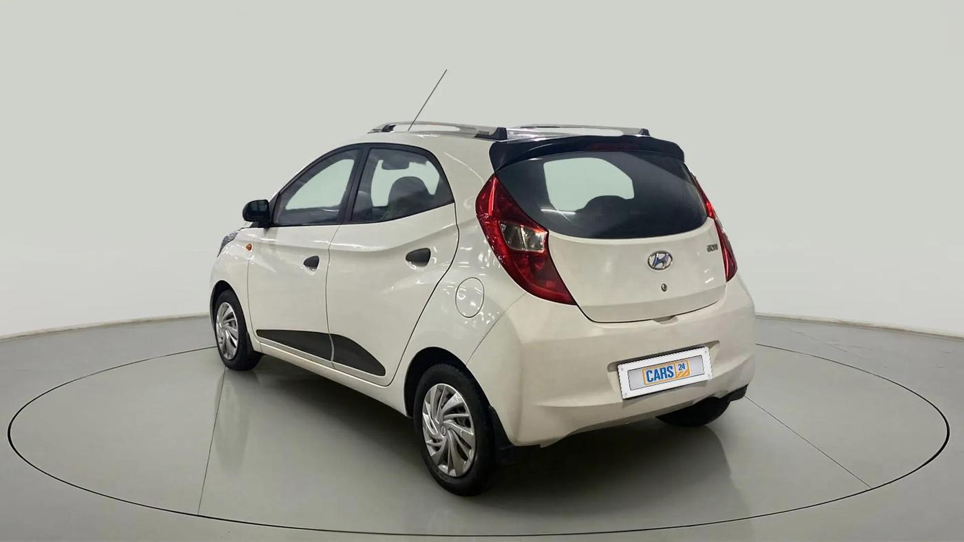 2017 Hyundai Eon ERA +, Petrol, Manual, 24,899 km, Left Back Diagonal
