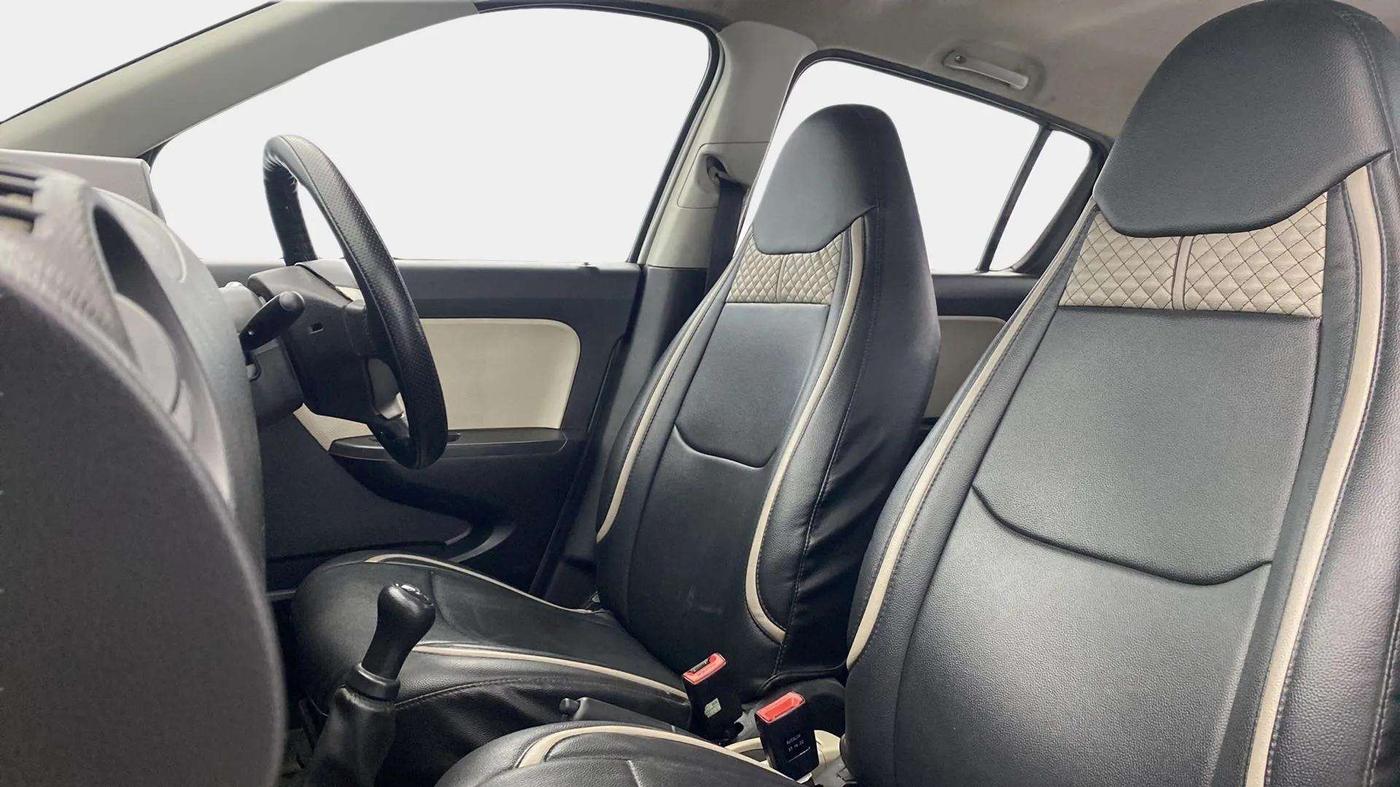 2022 Maruti Alto LXI O, Petrol, Manual, 25,937 km, Right Side Front Door Cabin