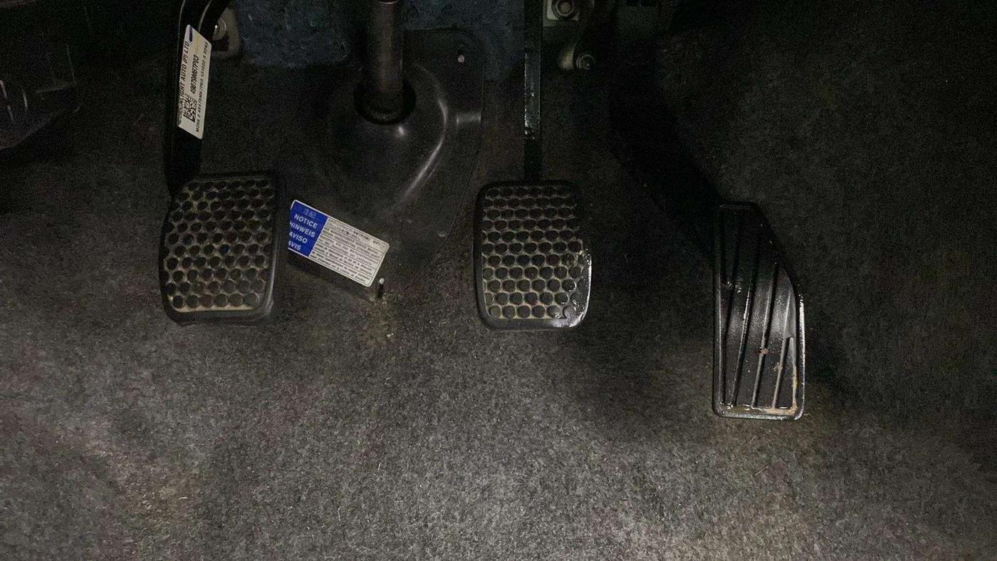2022 Maruti Alto LXI O, Petrol, Manual, 25,937 km, Pedals