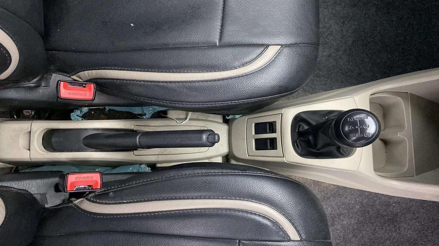 2022 Maruti Alto LXI O, Petrol, Manual, 25,937 km, Gear Lever