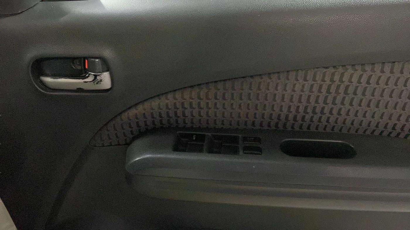 2014 Maruti Ritz VXI, Petrol, Manual, 60,921 km, Driver Side Door Panels Control