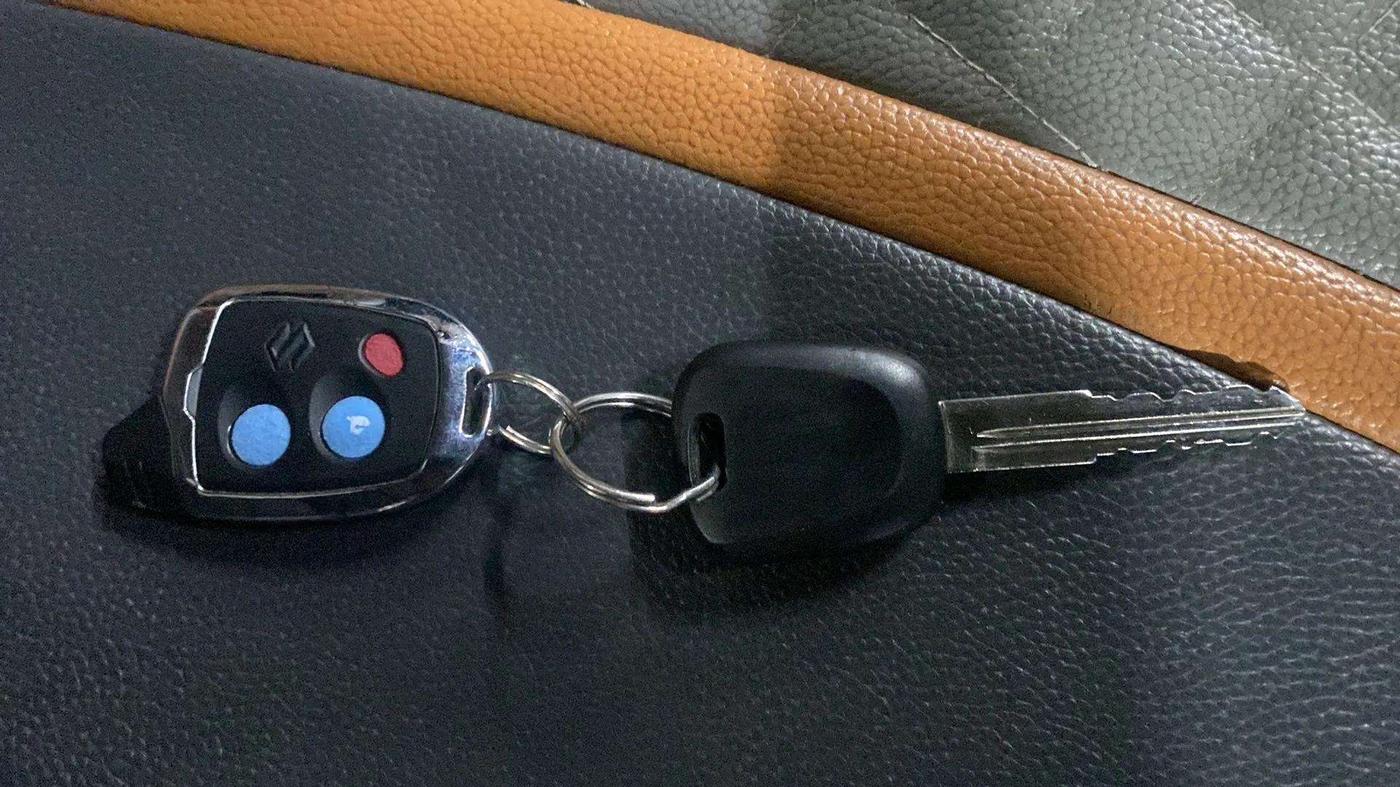 2014 Maruti Ritz VXI, Petrol, Manual, 60,921 km, Key Close Up