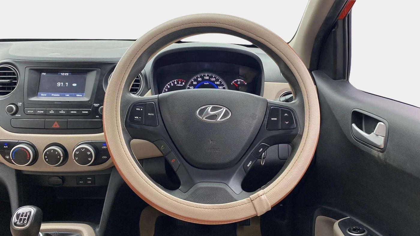 2017 Hyundai Grand i10 SPORTZ 1.2 KAPPA VTVT, Petrol, Manual, 76,342 km, Steering Wheel Close Up
