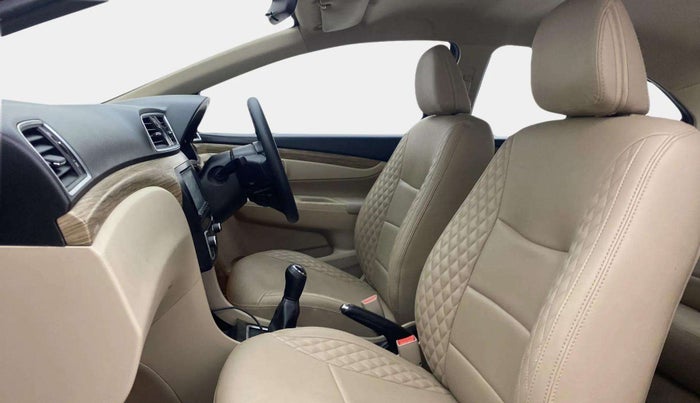 2019 Maruti Ciaz DELTA 1.5 SHVS MT PETROL, Petrol, Manual, 41,981 km, Right Side Front Door Cabin