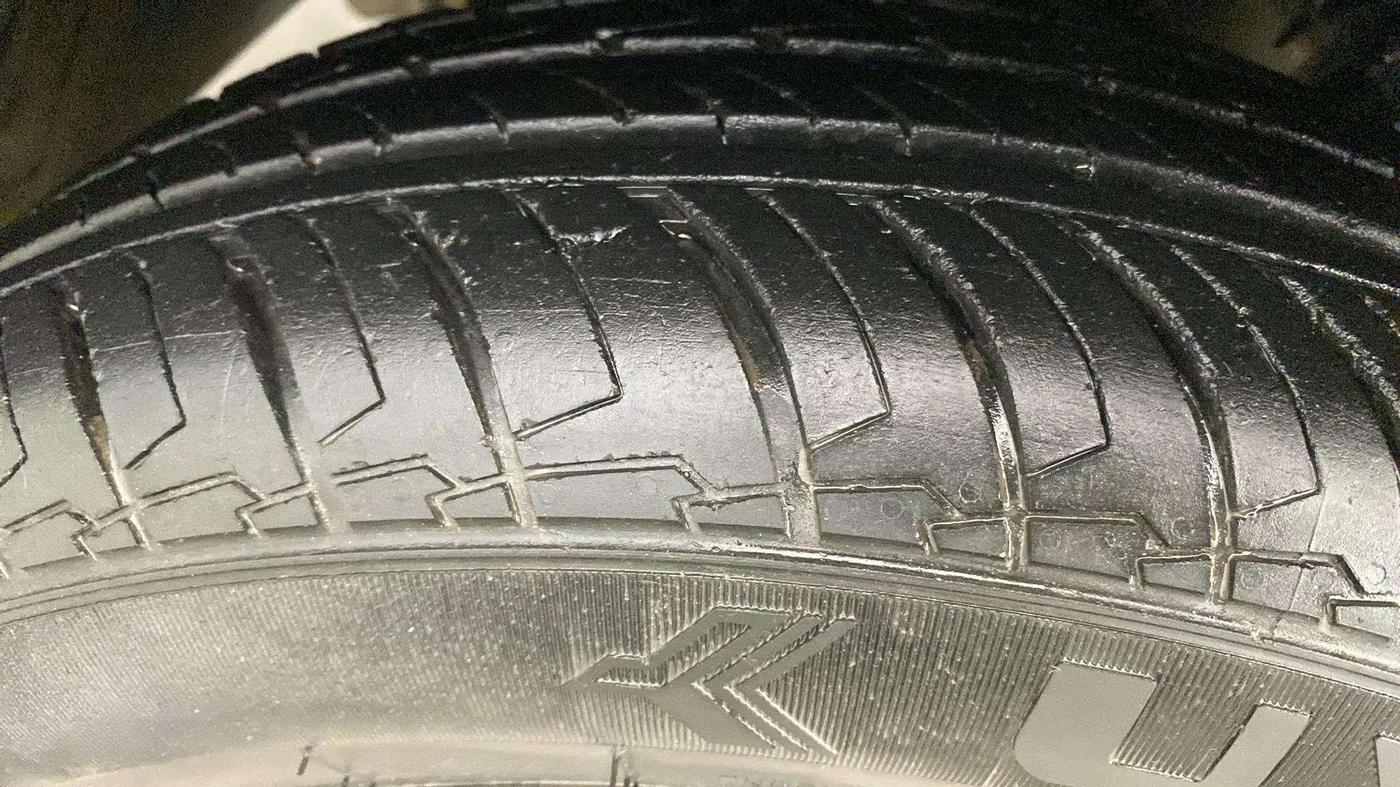 2023 Hyundai EXTER SX(O) CONNECT 1.2 AMT, Petrol, Automatic, 17,415 km, Left Rear Tyre Tread