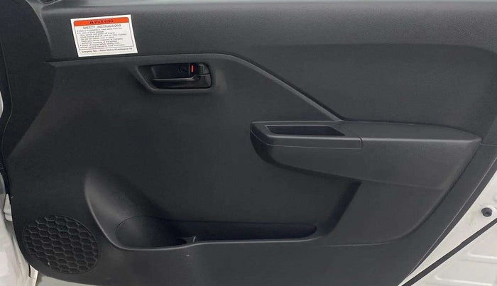 2024 Maruti Alto K10 VXI CNG, CNG, Manual, 5,321 km, Driver Side Door Panels Control