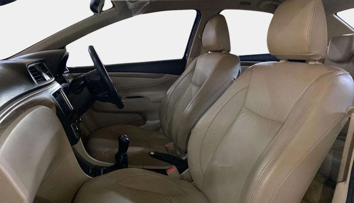 2020 Maruti Ciaz ALPHA 1.5 SHVS PETROL, Petrol, Manual, 66,768 km, Right Side Front Door Cabin