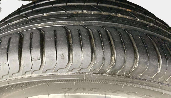 2018 Ford Ecosport TITANIUM 1.5L PETROL, Petrol, Manual, 97,326 km, Left Rear Tyre Tread