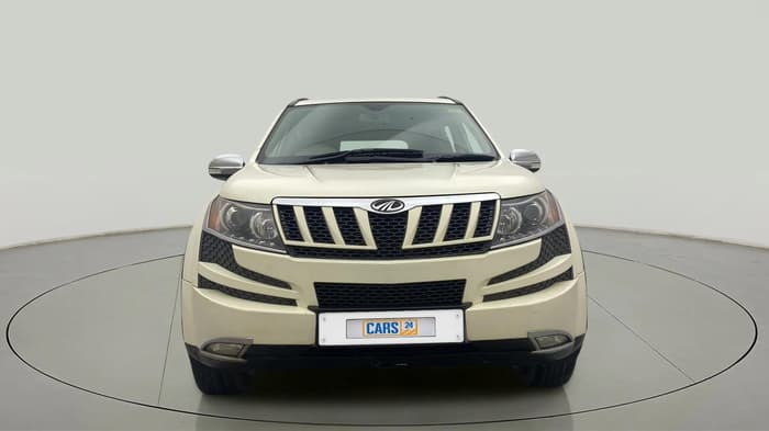 2015 Mahindra XUV500 W8, Diesel, Manual, 56,594 km, Front