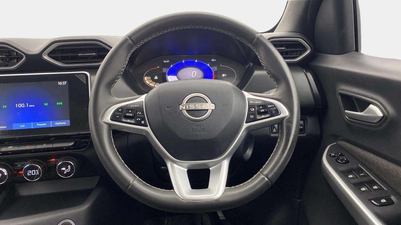 2023 Nissan MAGNITE XV PREMIUM, Petrol, Manual, 18,025 km, Steering Wheel Close Up