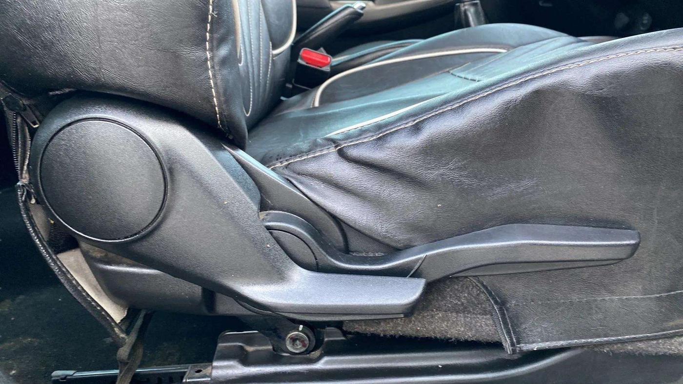 2019 Toyota Glanza V, Petrol, Manual, 49,292 km, Driver Side Adjustment Panel