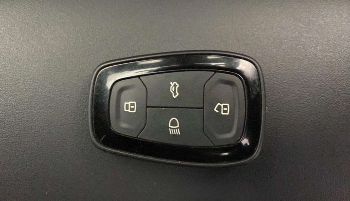 2021 Tata NEXON XZA PLUS (O) PETROL DARK EDITION, Petrol, Automatic, 31,912 km, Key Close Up