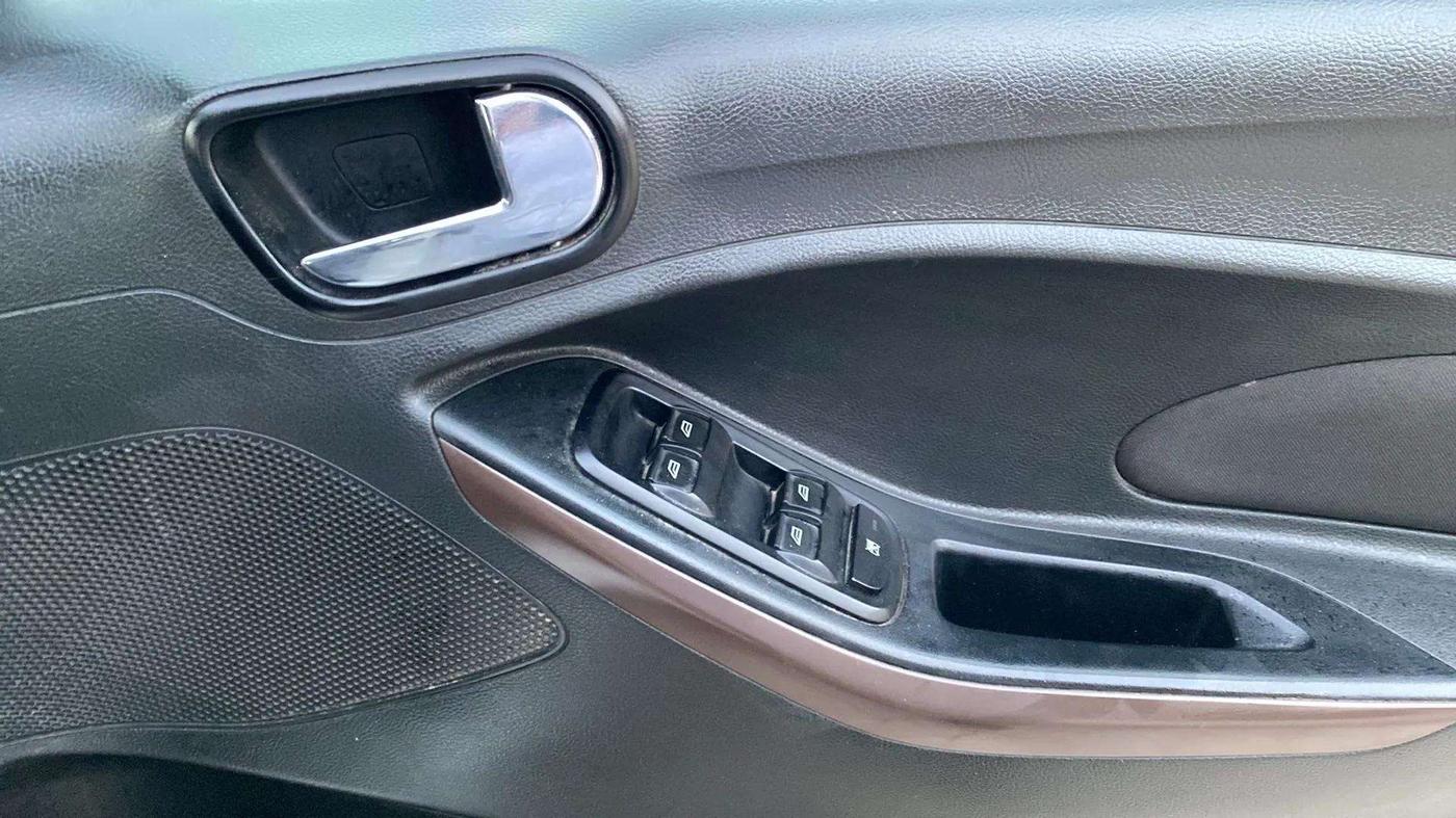 2018 Ford FREESTYLE TITANIUM PLUS 1.5 DIESEL, Diesel, Manual, 87,970 km, Driver Side Door Panels Control