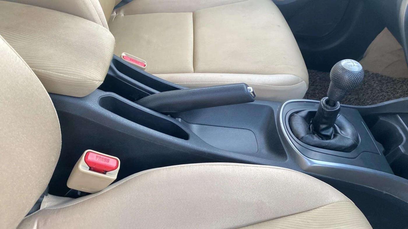 2014 Honda City 1.5L I-VTEC V MT, Petrol, Manual, 92,306 km, Gear Lever