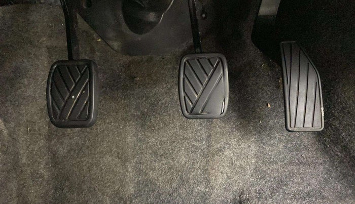 2015 Maruti Celerio VXI, Petrol, Manual, 85,505 km, Pedals