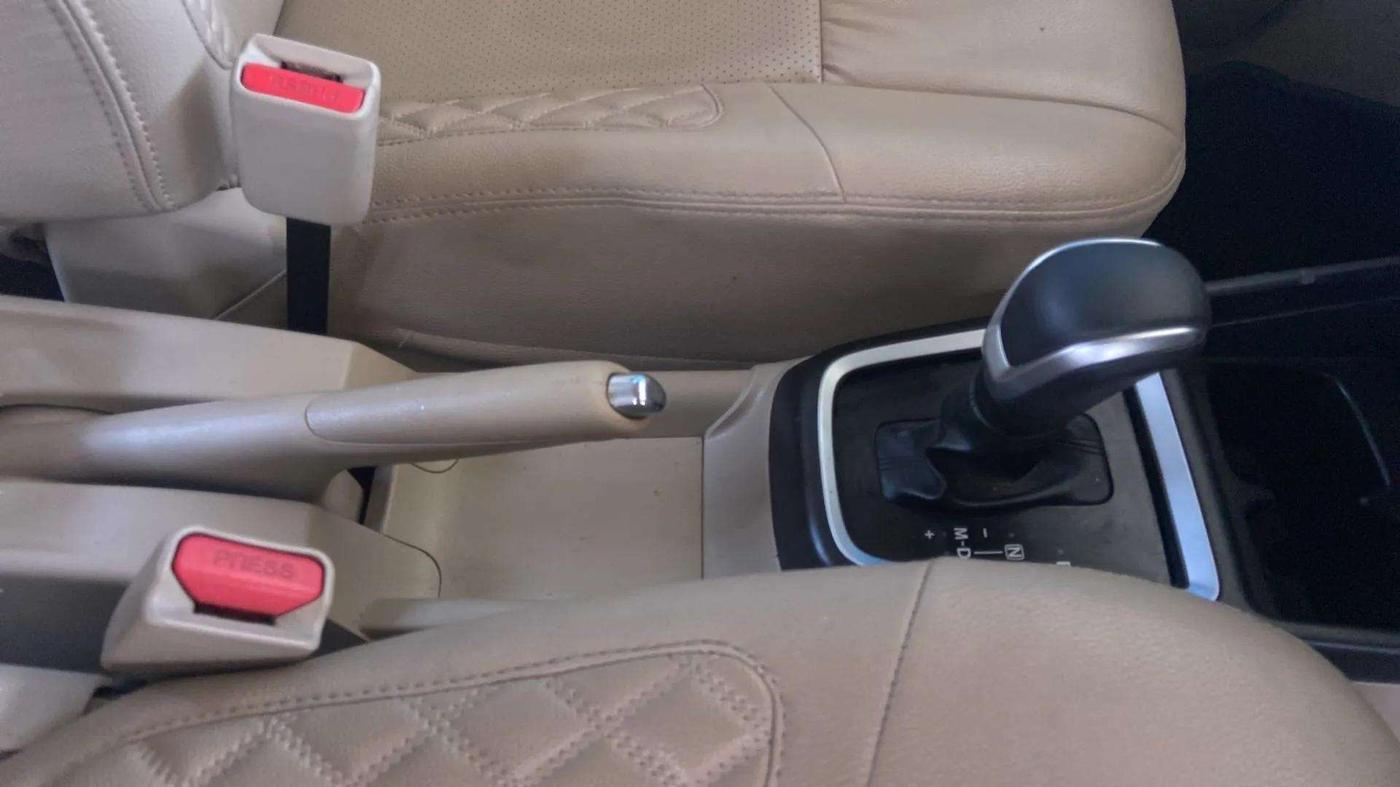 2018 Maruti Dzire ZXI PLUS AMT, Petrol, Automatic, 83,353 km, Gear Lever