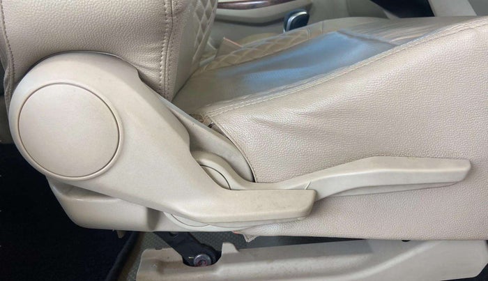 2018 Maruti Dzire ZXI PLUS AMT, Petrol, Automatic, 83,219 km, Driver Side Adjustment Panel