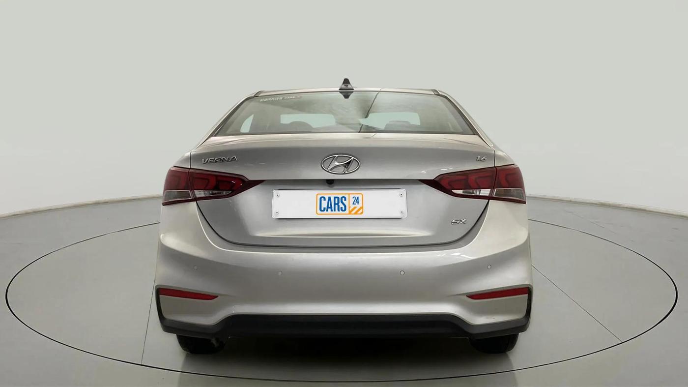 2017 Hyundai Verna 1.6 VTVT SX (O) AT, Petrol, Automatic, 37,131 km, Back/Rear