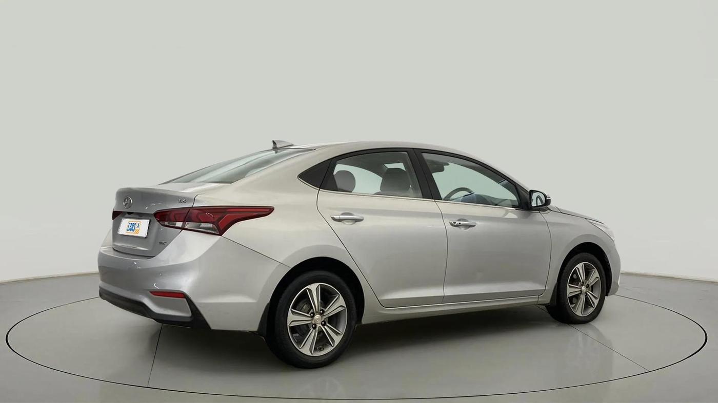 2017 Hyundai Verna 1.6 VTVT SX (O) AT, Petrol, Automatic, 37,131 km, Right Back Diagonal