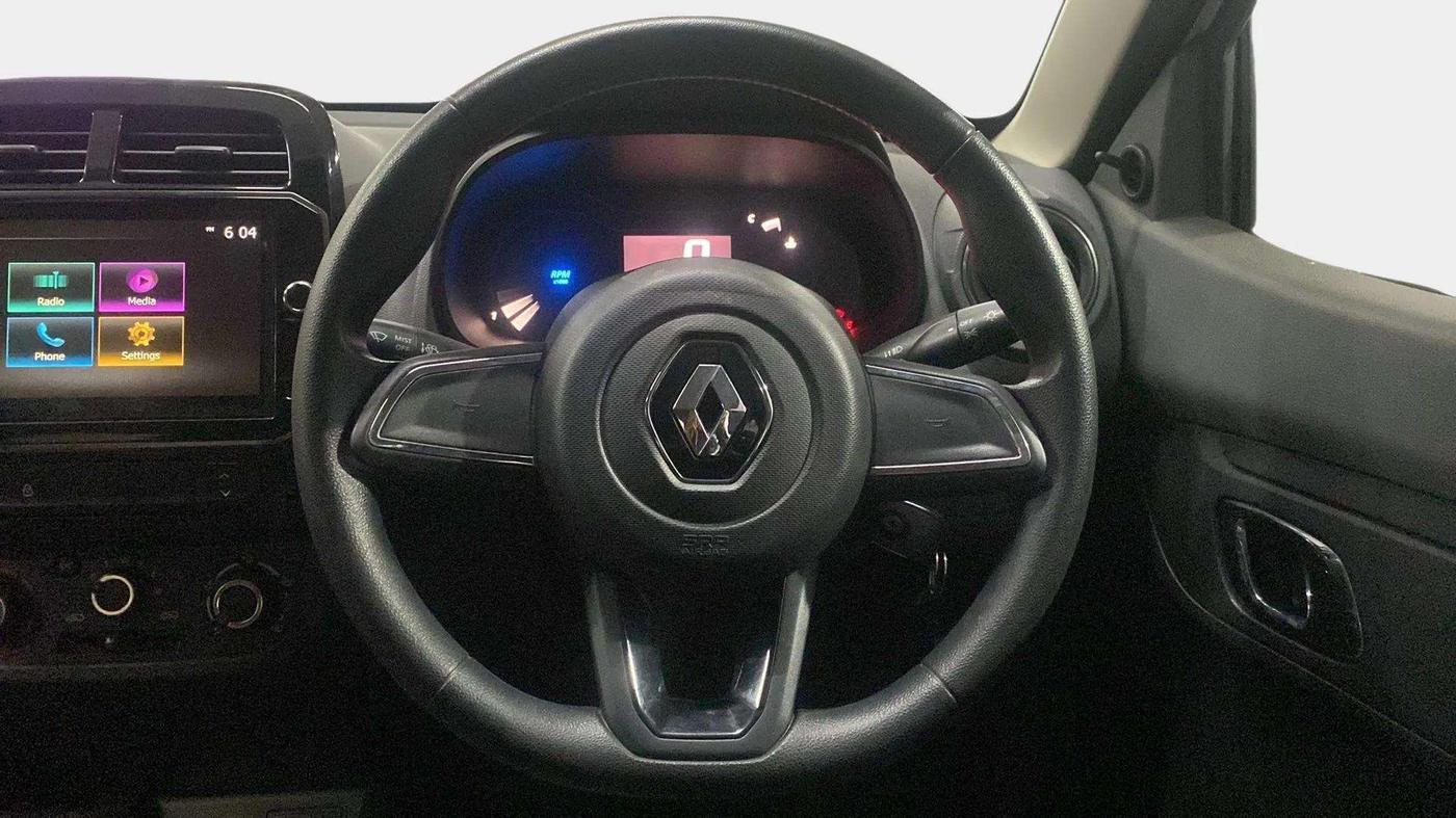 2020 Renault Kwid RXT 1.0 AMT (O), Petrol, Automatic, 6,672 km, Steering Wheel Close Up