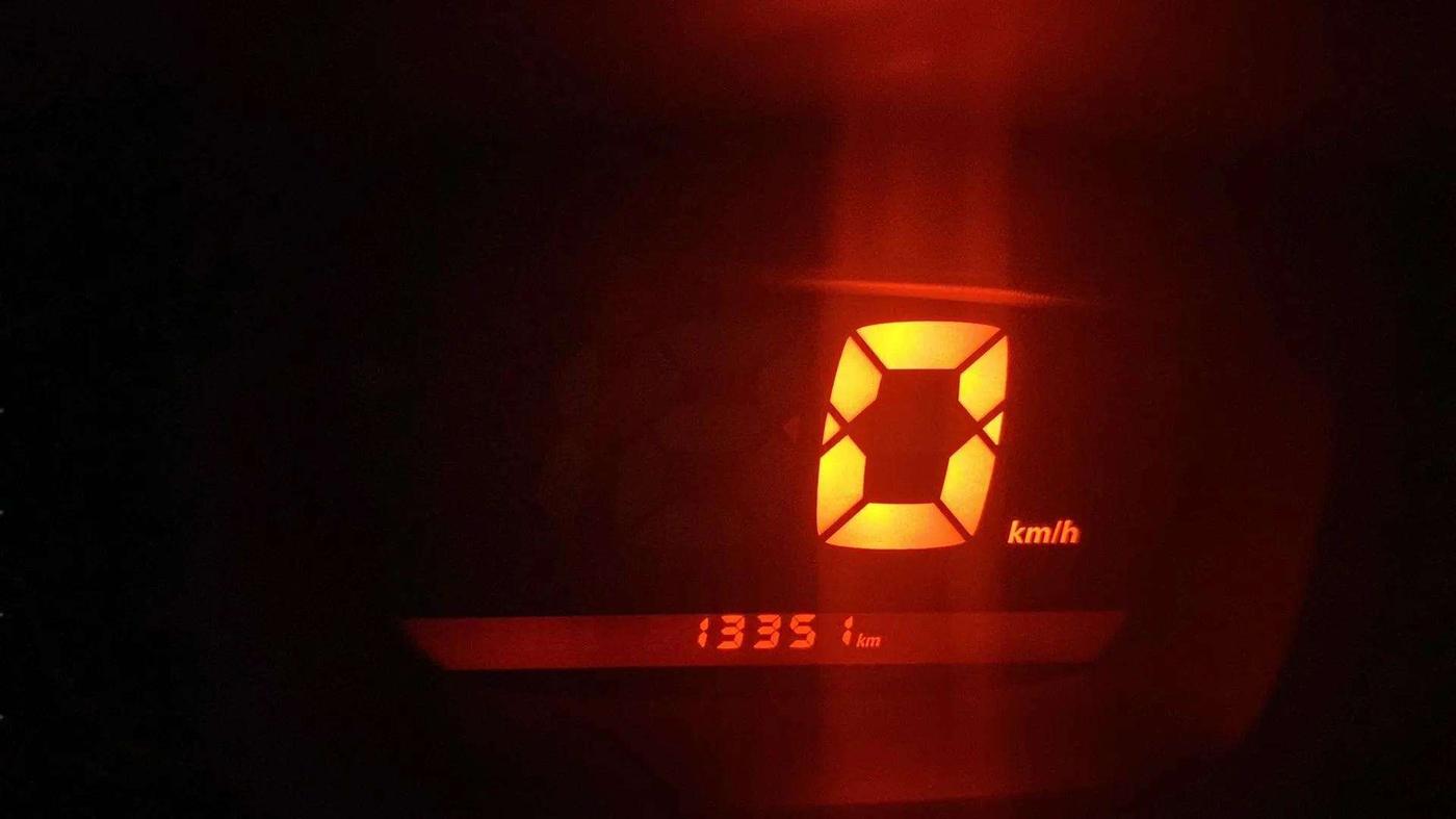 2019 Renault Kwid RXT 1.0 (O), Petrol, Manual, 13,415 km, Odometer Image