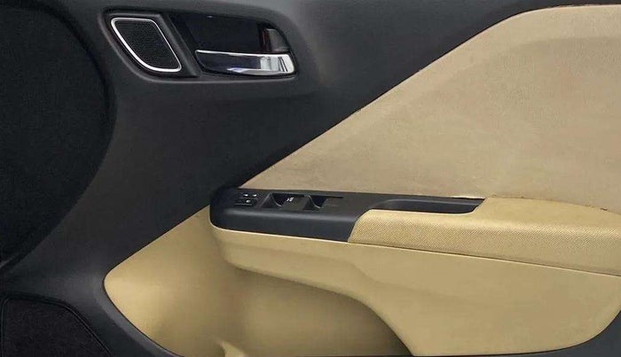 2019 Honda City 1.5L I-VTEC VX, CNG, Manual, 78,730 km, Driver Side Door Panels Control