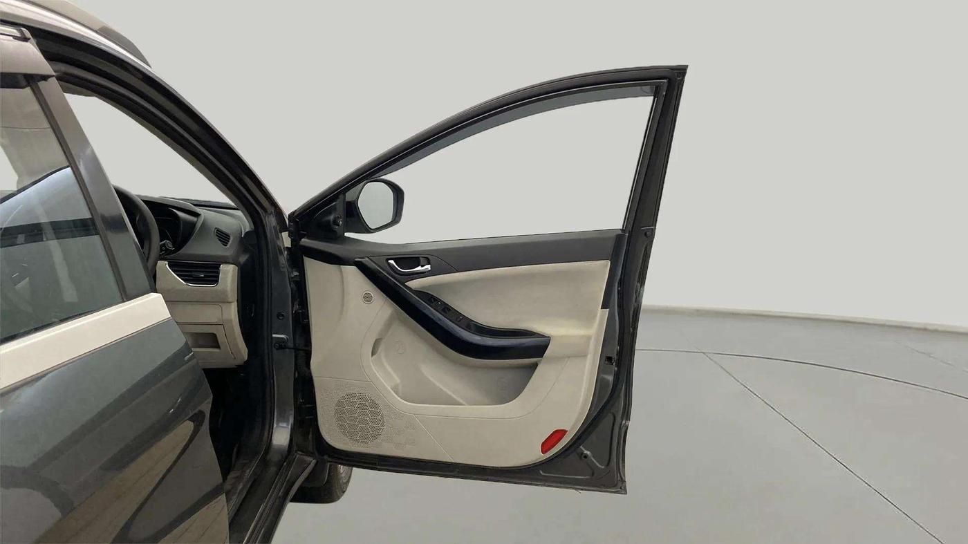 2021 Tata NEXON XZ PLUS PETROL, Petrol, Manual, 61,477 km, RHS Front Door