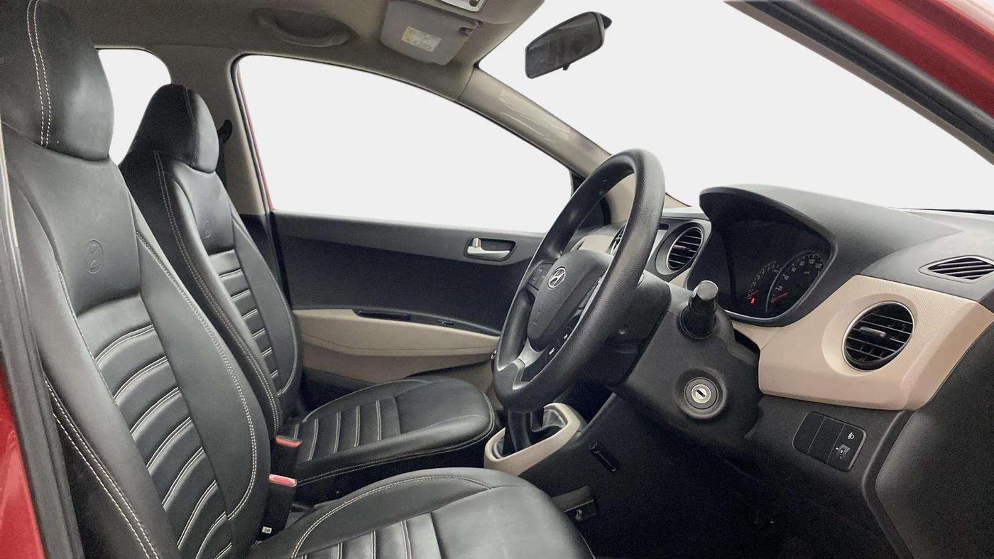 2018 Hyundai Grand i10 SPORTZ 1.2 KAPPA VTVT, Petrol, Manual, 63,703 km, Right Side Front Door Cabin