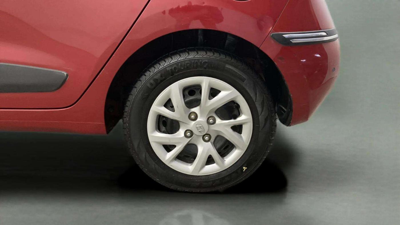 2018 Hyundai Grand i10 SPORTZ 1.2 KAPPA VTVT, Petrol, Manual, 63,703 km, Left Rear Wheel