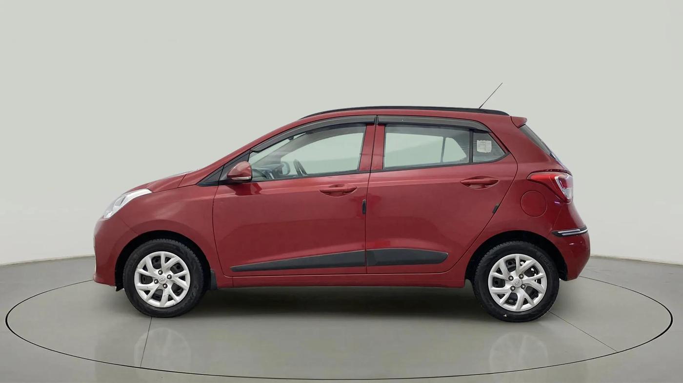 2018 Hyundai Grand i10 SPORTZ 1.2 KAPPA VTVT, Petrol, Manual, 63,703 km, Left Side