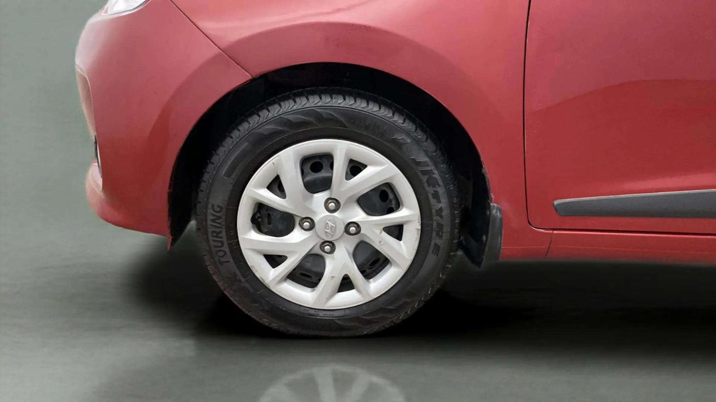 2018 Hyundai Grand i10 SPORTZ 1.2 KAPPA VTVT, Petrol, Manual, 63,703 km, Left Front Wheel