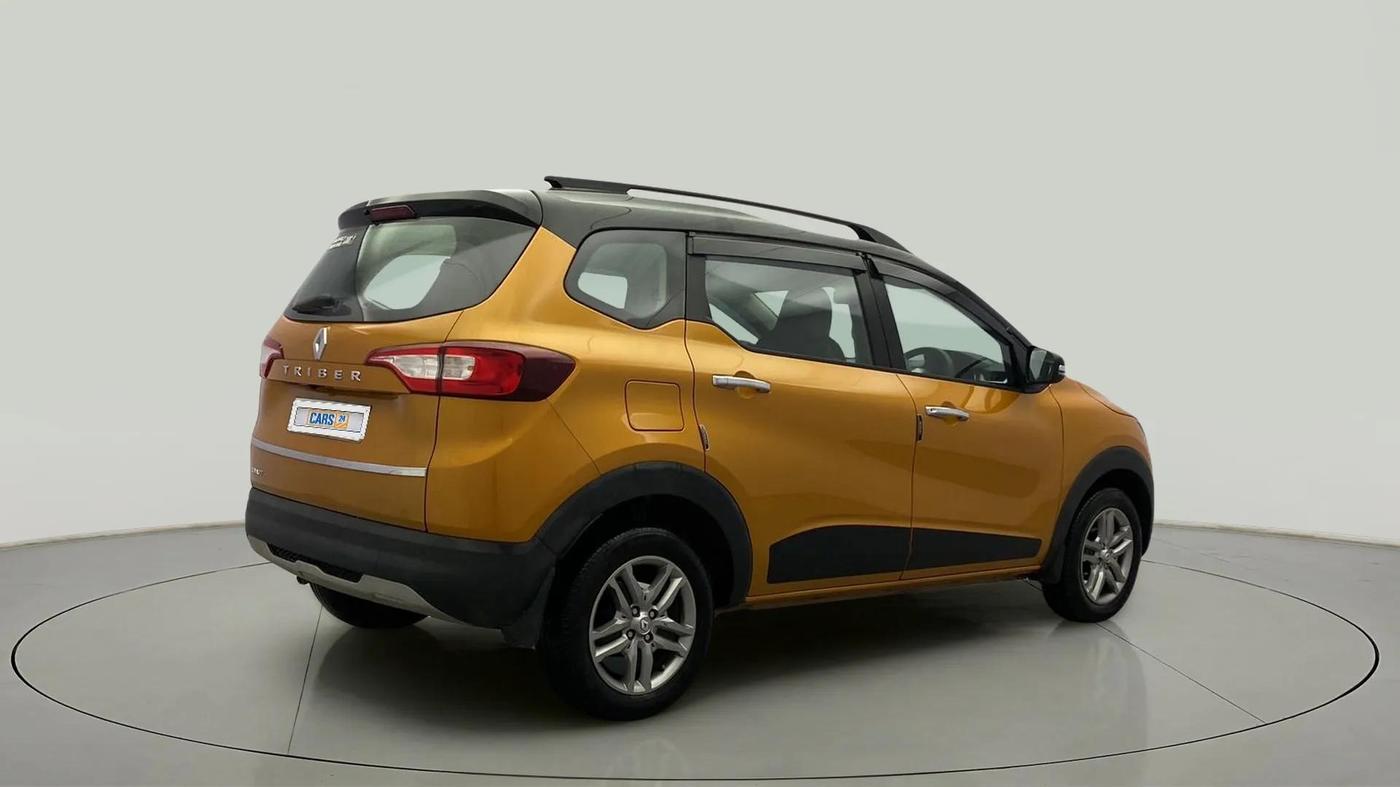 2023 Renault TRIBER RXZ AMT DUAL TONE, Petrol, Automatic, 4,318 km, Right Back Diagonal