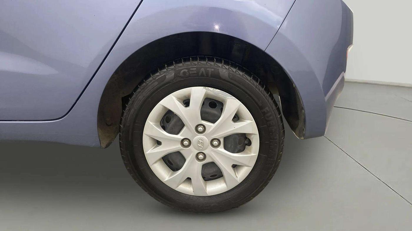 2016 Hyundai Grand i10 MAGNA 1.2 KAPPA VTVT, Petrol, Manual, 53,150 km, Left Rear Wheel