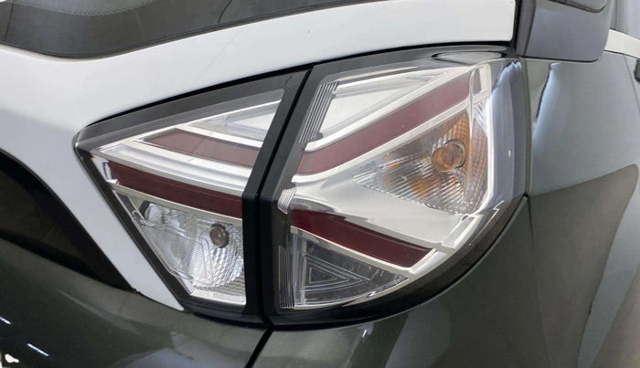 2022 Tata NEXON XZA PLUS (HS) PETROL, Petrol, Automatic, 15,412 km, Right tail light - Minor scratches