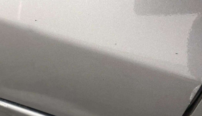 2017 Maruti Celerio VXI, Petrol, Manual, 52,316 km, Right rear door - Slightly dented