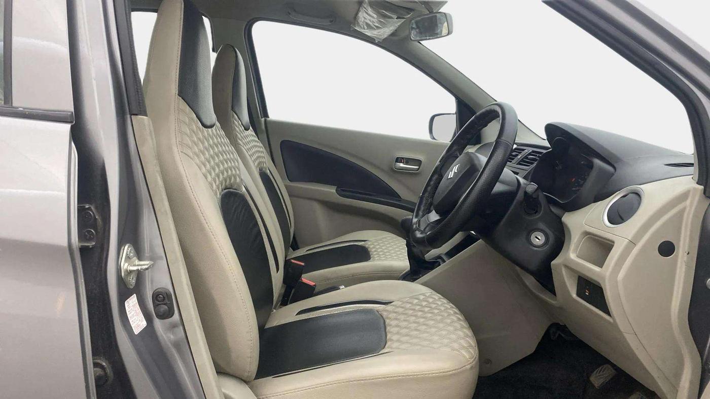 2017 Maruti Celerio VXI, Petrol, Manual, 52,316 km, Right Side Front Door Cabin
