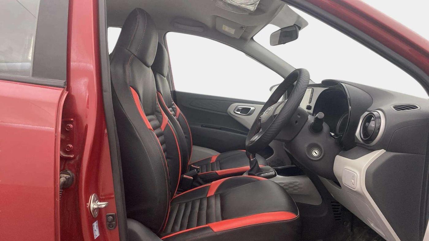 2019 Hyundai GRAND I10 NIOS SPORTZ AMT 1.2 KAPPA VTVT, Petrol, Automatic, 8,227 km, Right Side Front Door Cabin