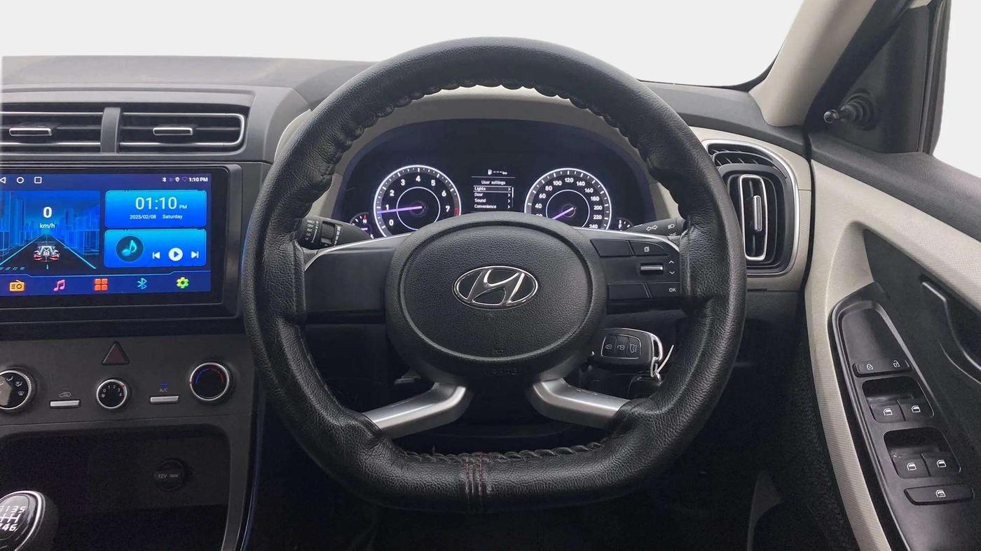 2023 Hyundai Creta E 1.5 PETROL, Petrol, Manual, 14,296 km, Steering Wheel Close Up