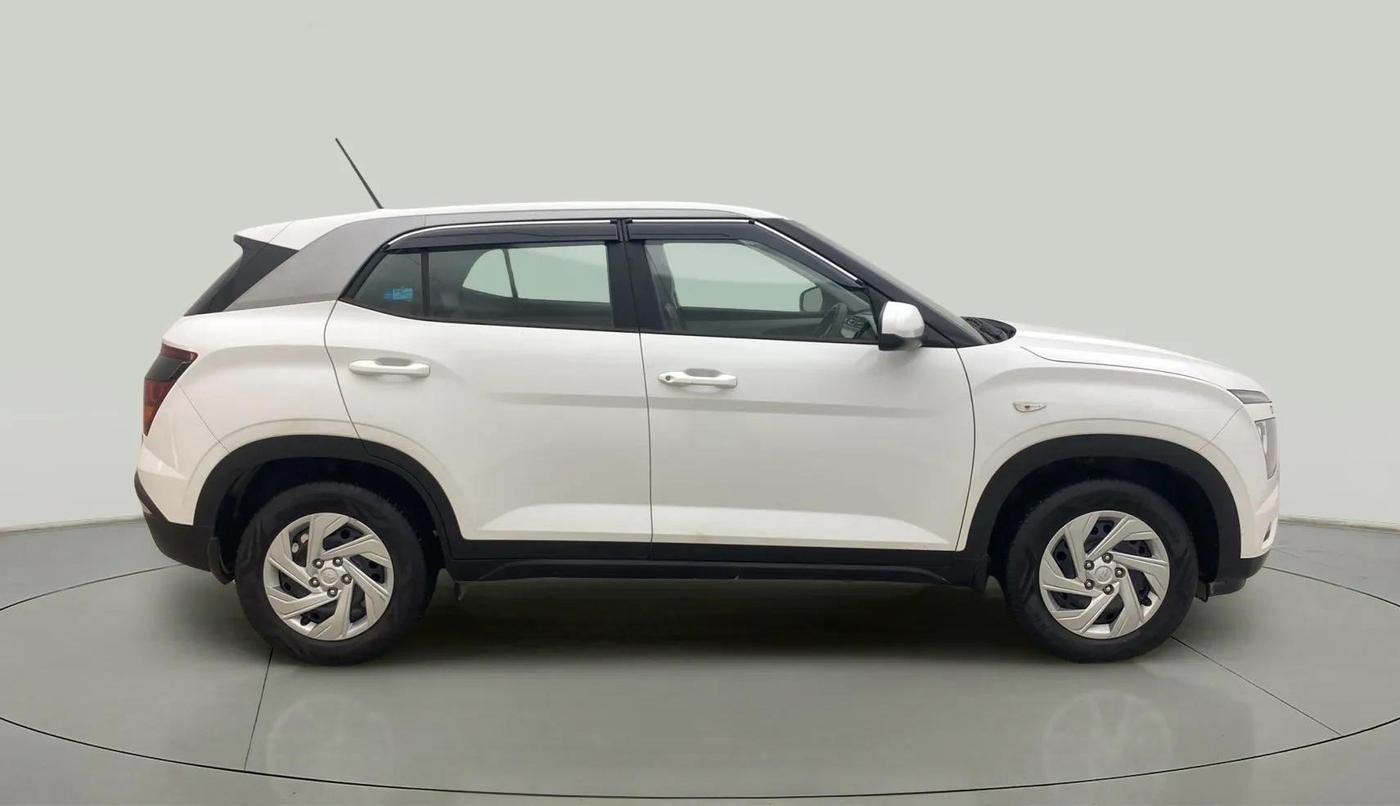 2023 Hyundai Creta E 1.5 PETROL, Petrol, Manual, 14,296 km, Right Side View
