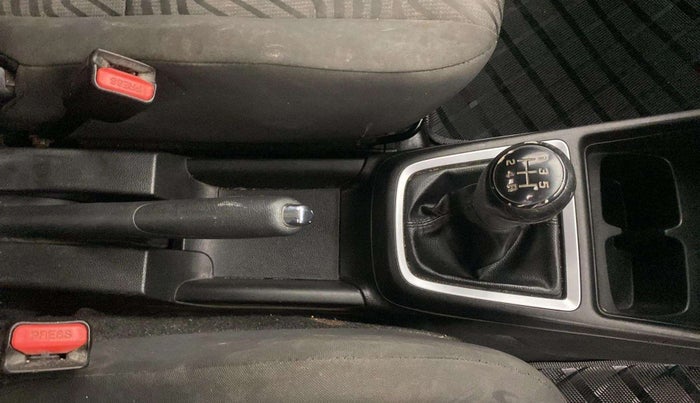 2019 Maruti Swift VXI, Petrol, Manual, 78,118 km, Gear Lever