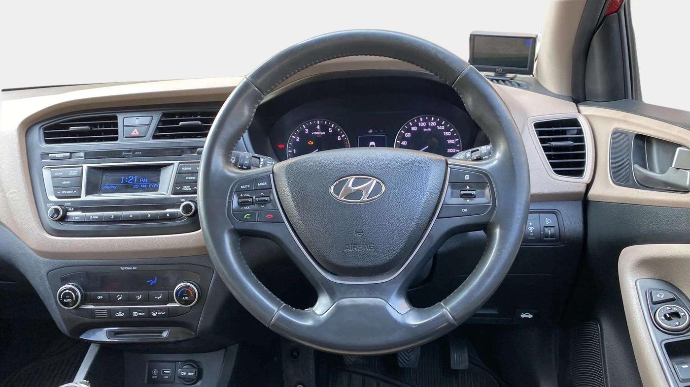 2016 Hyundai Elite i20 ASTA 1.2, Petrol, Manual, 87,544 km, Steering Wheel Close Up