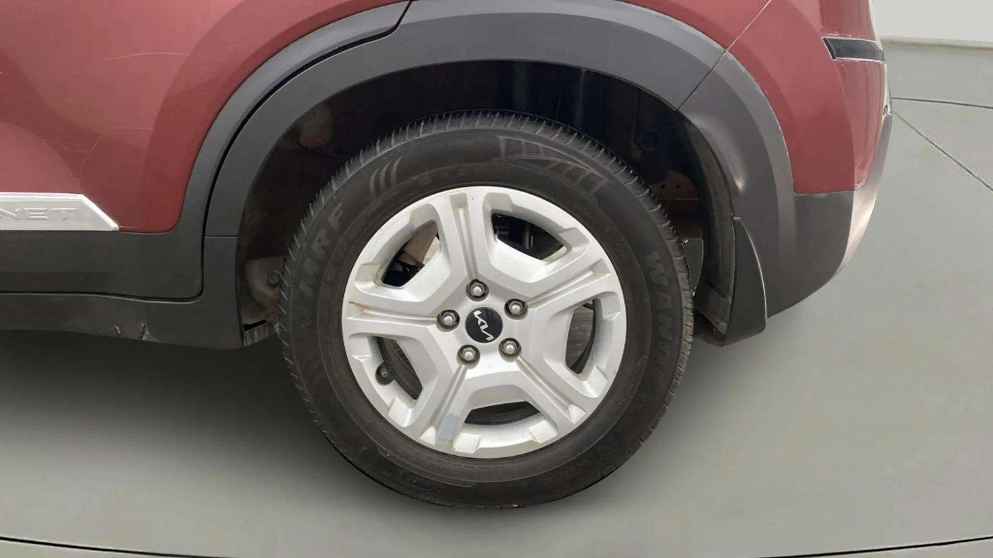 2023 KIA SONET HTK 1.2 PETROL MT, Petrol, Manual, 24,926 km, Left Rear Wheel