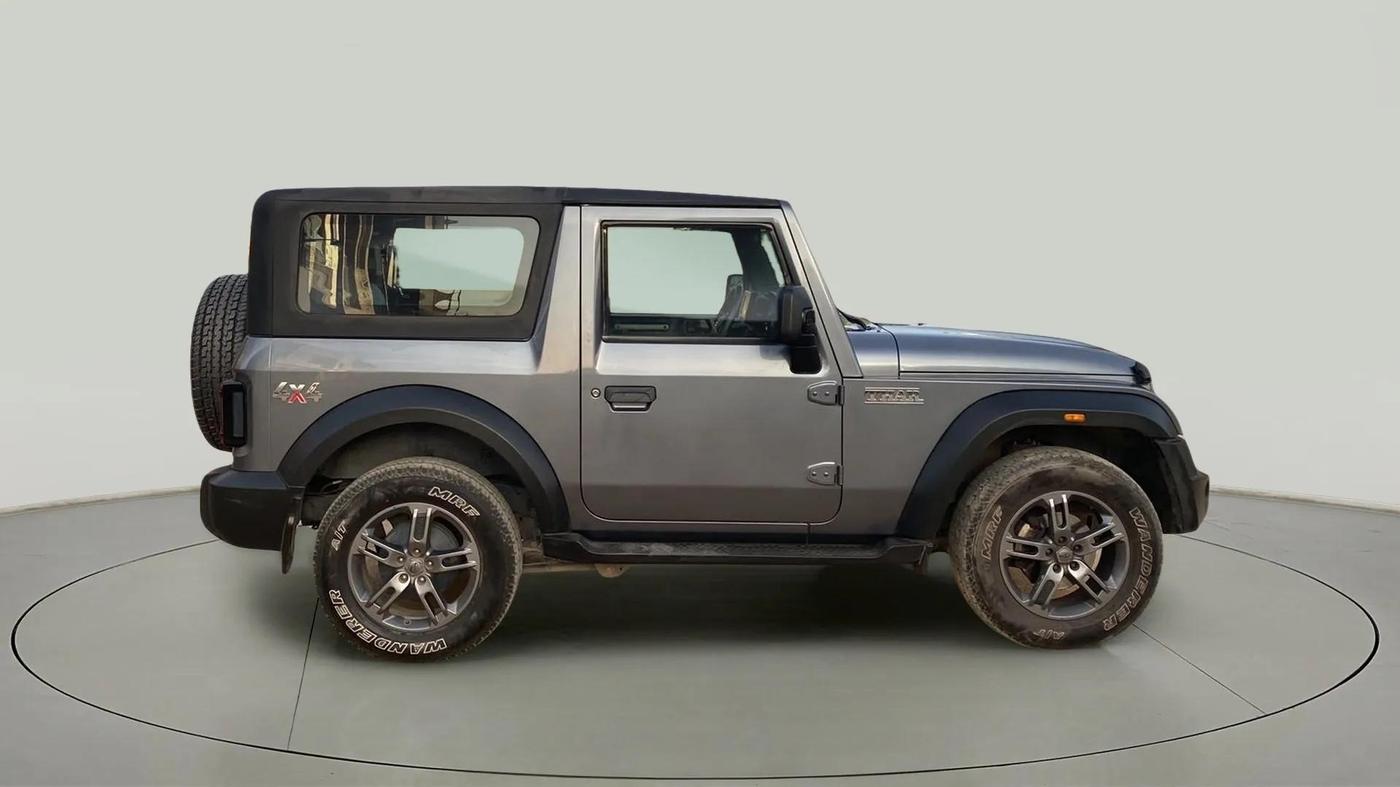 2022 Mahindra Thar LX HARD TOP 4WD MT, Diesel, Manual, 30,916 km, Right Side