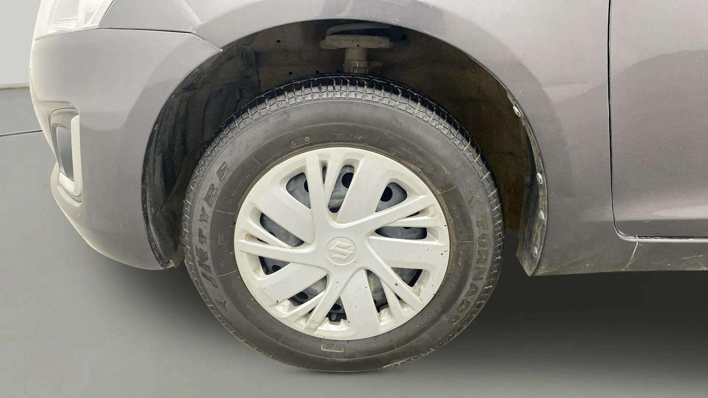 2017 Maruti Swift VXI, Petrol, Manual, 24,642 km, Left Front Wheel