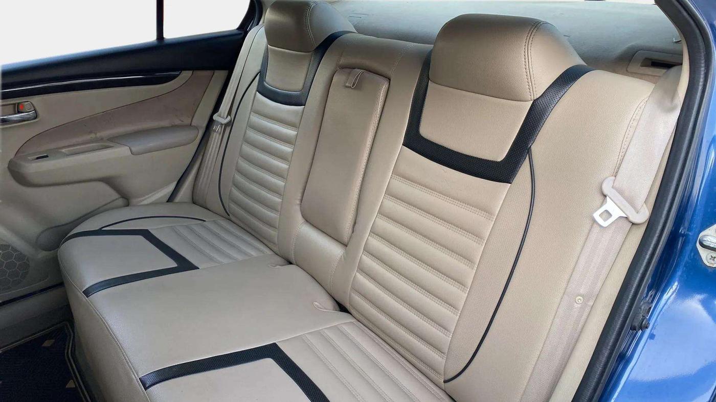 2017 Maruti Ciaz DELTA DIESEL 1.3, Diesel, Manual, 60,412 km, Right Side Rear Door Cabin
