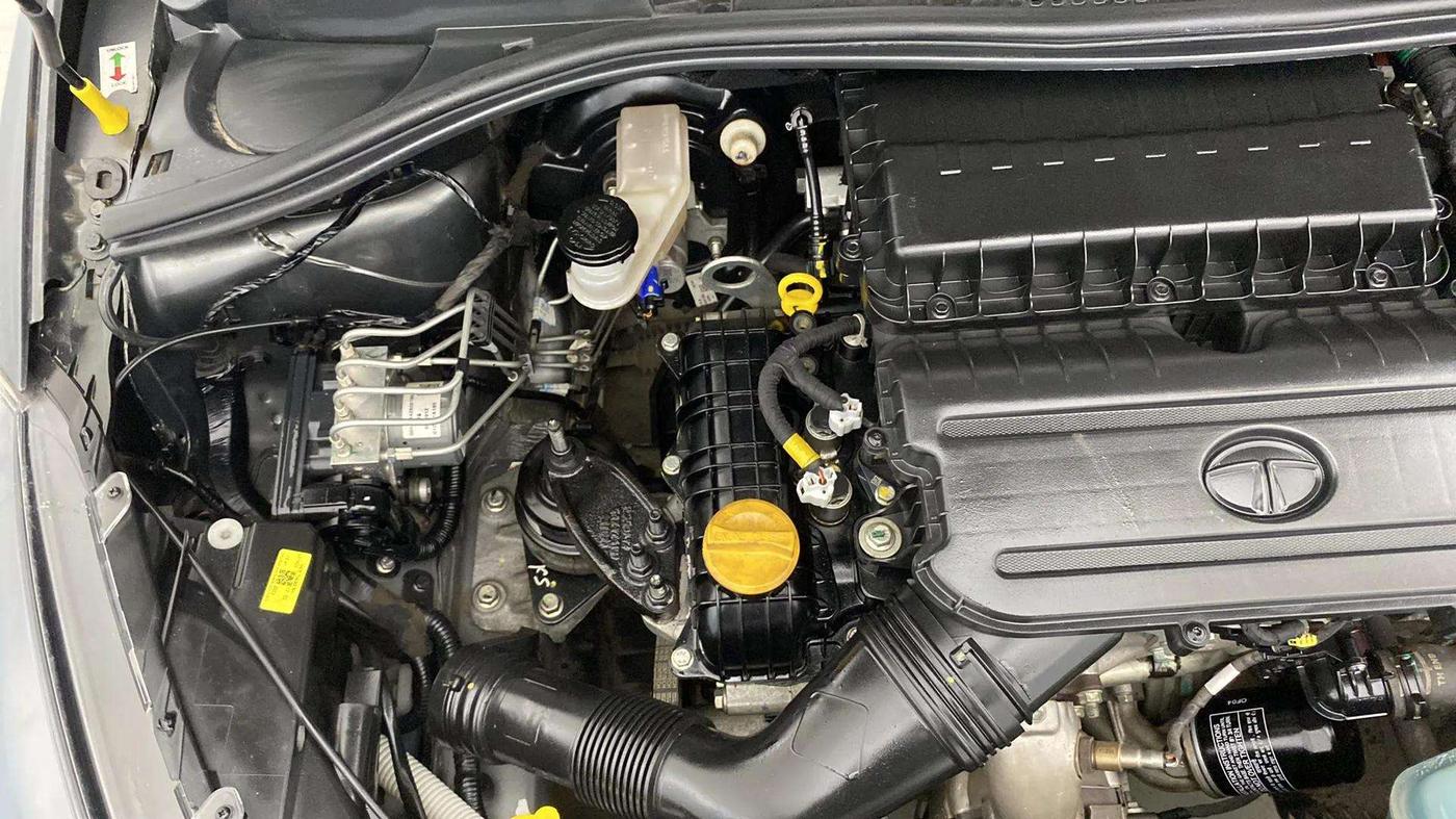 2023 Tata Tiago XM CNG, CNG, Manual, 15,455 km, Engine View - Right