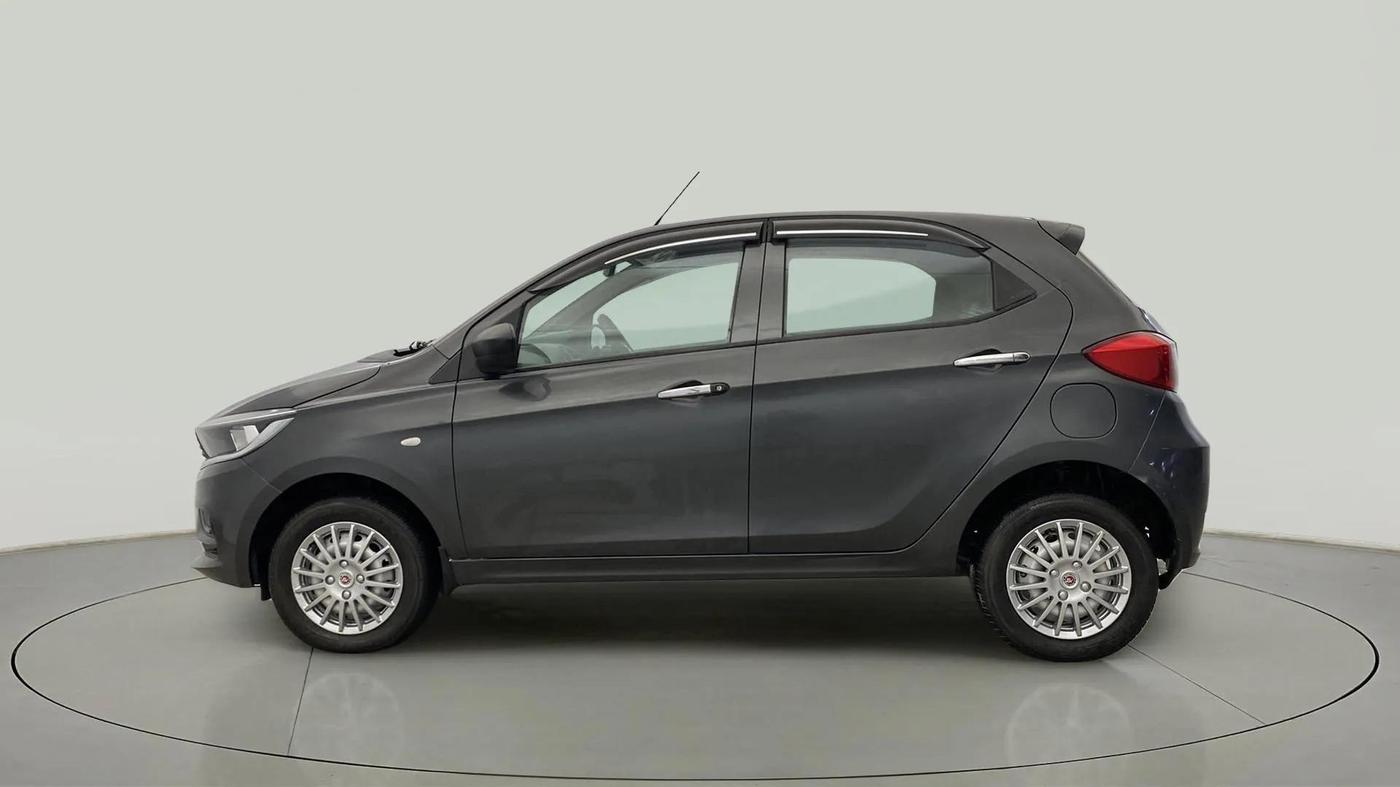 2023 Tata Tiago XM CNG, CNG, Manual, 15,455 km, Left Side