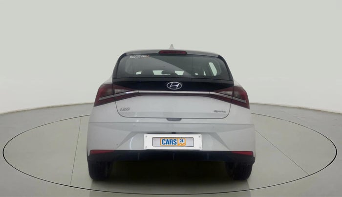 2022 Hyundai NEW I20 SPORTZ 1.2 MT, Petrol, Manual, 7,544 km, Back/Rear