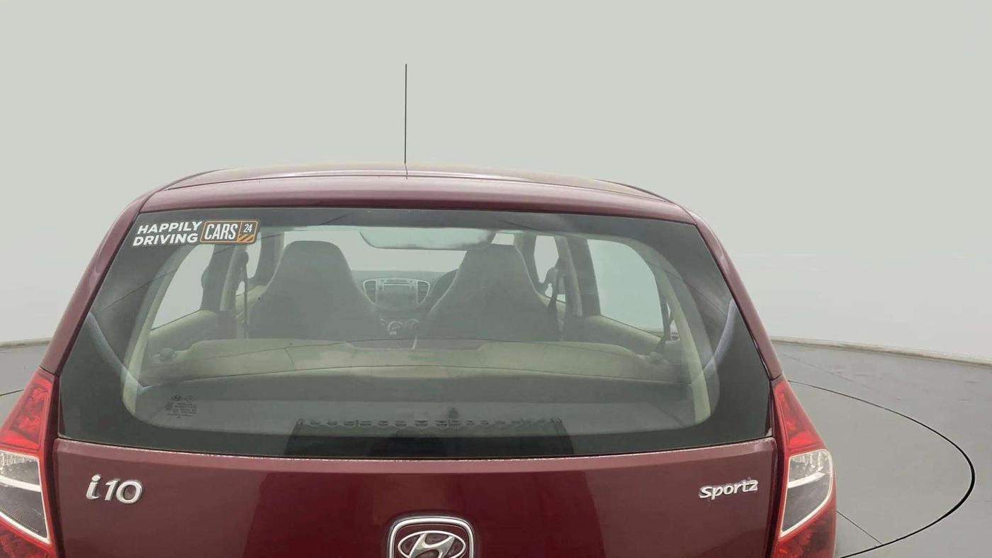 2014 Hyundai i10 SPORTZ 1.1, Petrol, Manual, 32,390 km, Rear Windshield