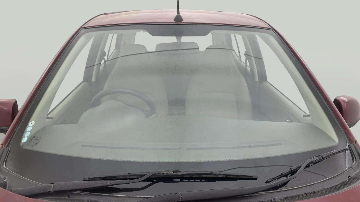 2014 Hyundai i10 SPORTZ 1.1, Petrol, Manual, 32,390 km, Front Windshield
